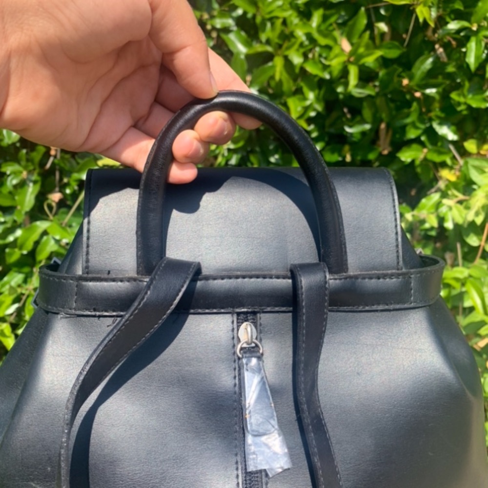 Backpack - Picture 2 of 3